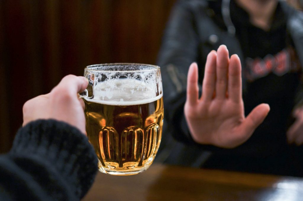 عدم-مصرف-الکل در دوران کرونا چه رژیم غذایی را رعایت کنیم؟
